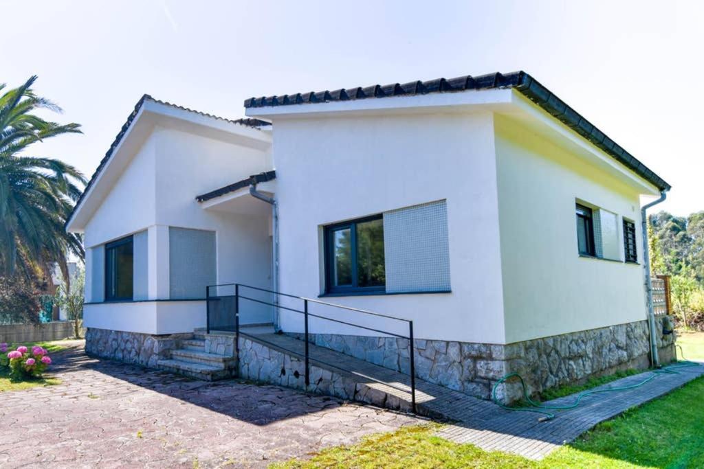 ¡Nuevo! Espectacular Casa En La Playa De Berria Villa Santoña Exteriör bild